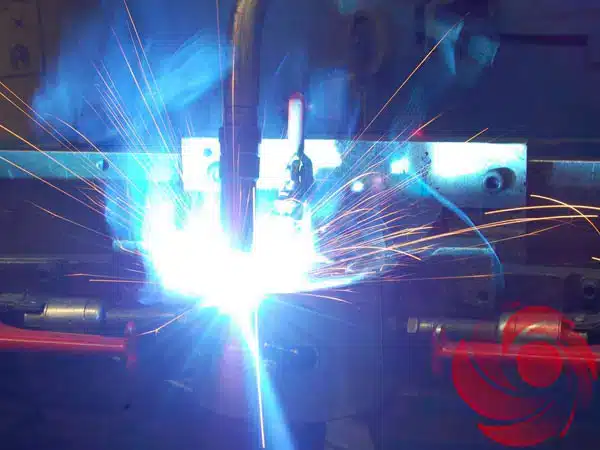 Saldatura-a-filo-continuo-pulsato-reggio-emilia